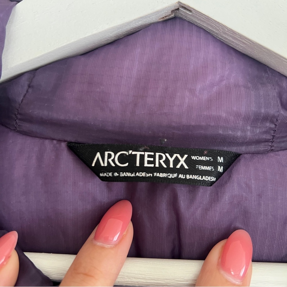 Arc’teryx Atom LT Hoody Women’s Purple Sapphire Insulated Jacket Size Medium - Picture 5 of 11